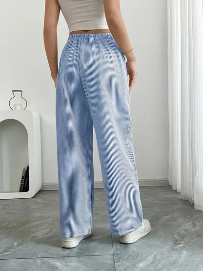 Alina – Pantalón Elegante a Rayas con Bolsillos
