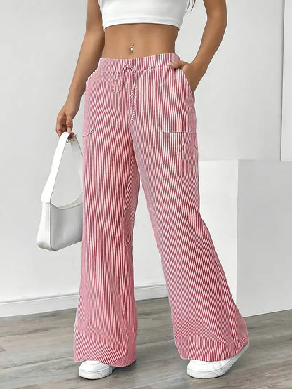 Alina – Pantalón Elegante a Rayas con Bolsillos