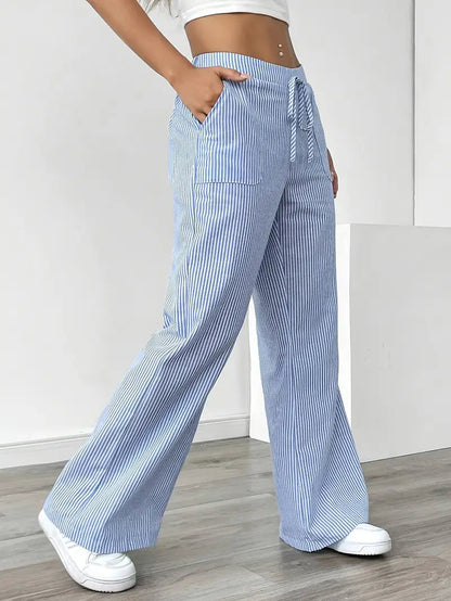 Alina – Pantalón Elegante a Rayas con Bolsillos